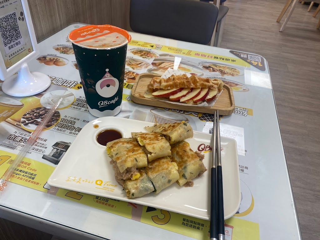 Q Burger 高雄左營店 的照片