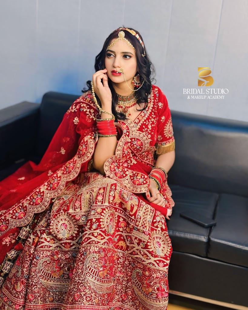 Bridal Studio Makeup Academy Unisex Salon