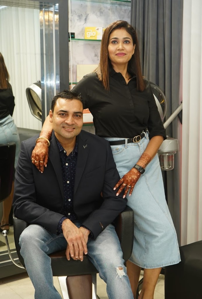 Mr Mrs Barber Best Unisex Salon Academy In Bilaspur Beauty Hair Skin Nail Art Bridal And Groom Makeup