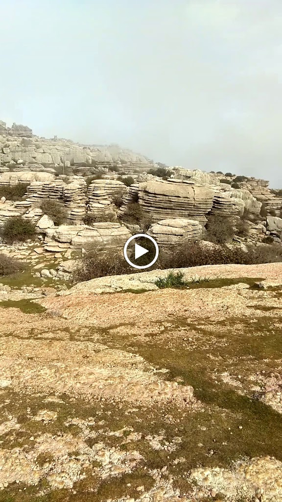 [P] Aparcamiento Inferior (Torcal de Antequera) — Videos