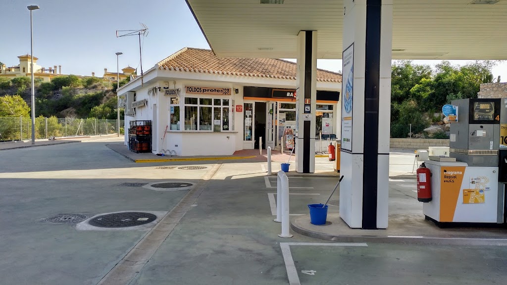 Estacion de Servicio La Manga Club Repsol