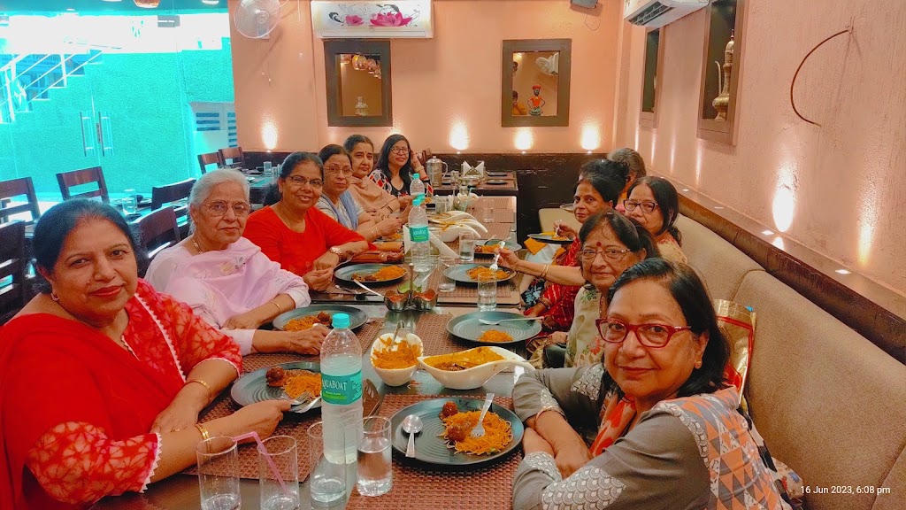 Queen S Fine Dine Restaurant