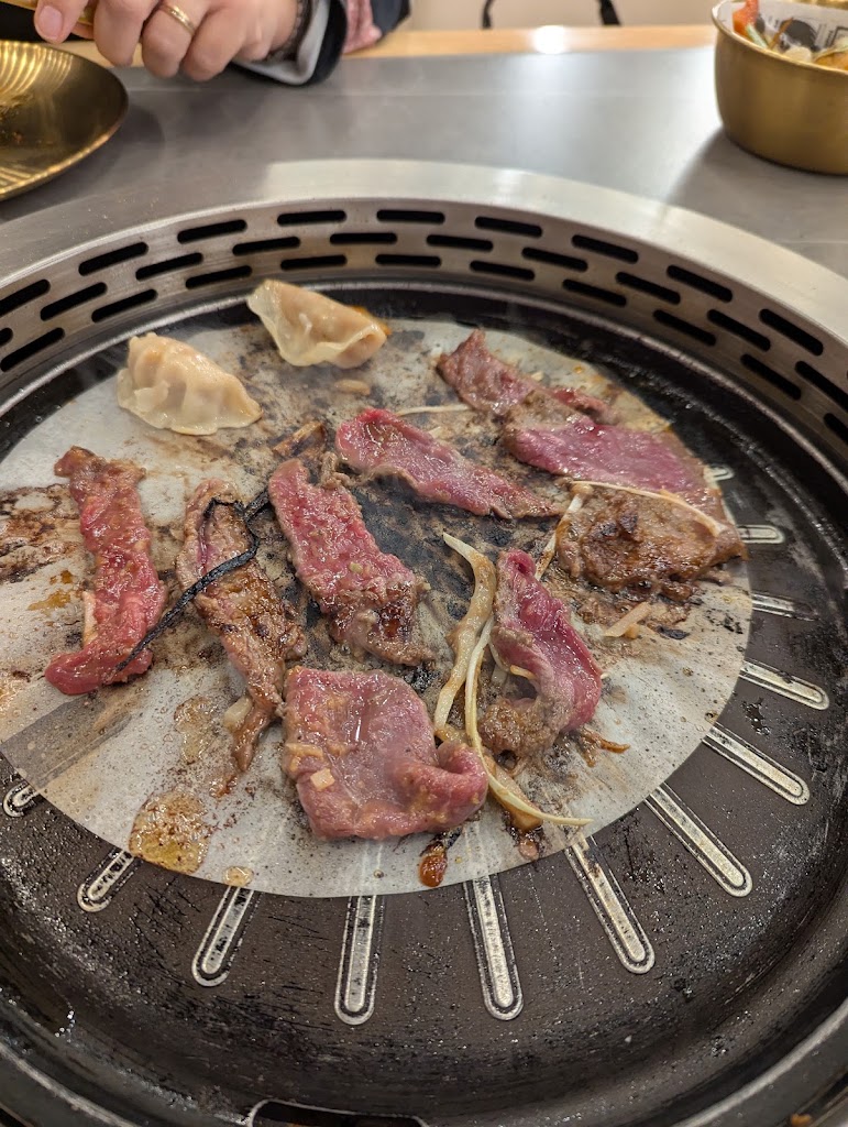 TongTong Korean BBQ CC Plaza Mayor Xativa — Comida y bebida