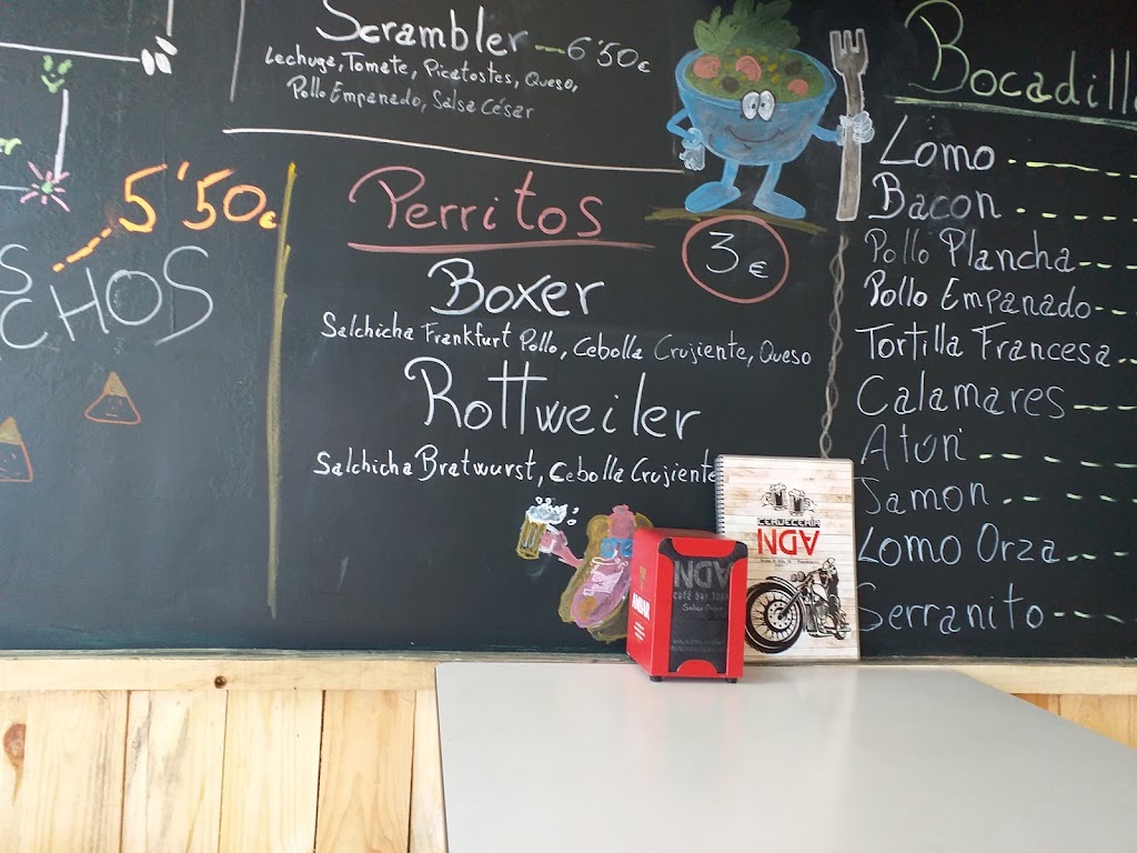ADN Cafe, Bar, Tapas — Carta