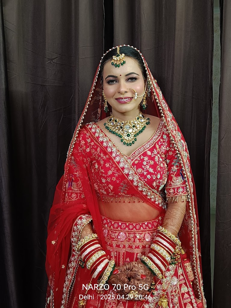 Deepika Makeovers Beauty Parlours Makeup Artist