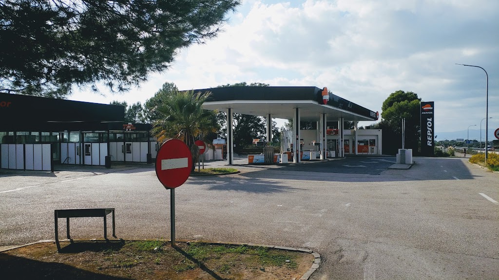 Estacion de Servicio Repsol — Estacion de servicio