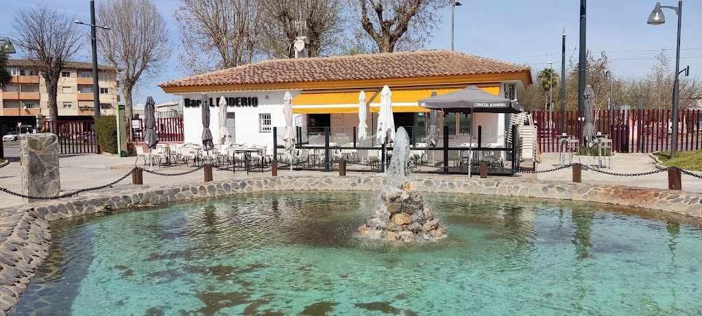 Bar el Poderio — Del propietario
