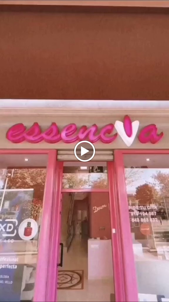 Anna Essencia — Exterior