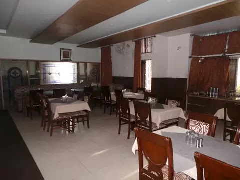 Hotel Sumukha Yathrinivas