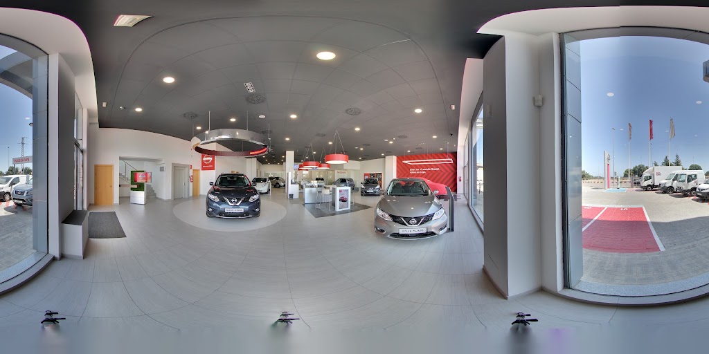 Nissan Pista de Silla Marcos Automocion — Todas