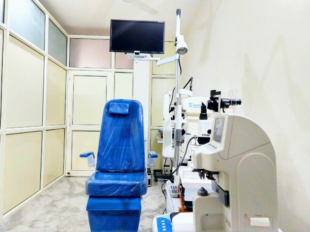 Eyeqlinic
