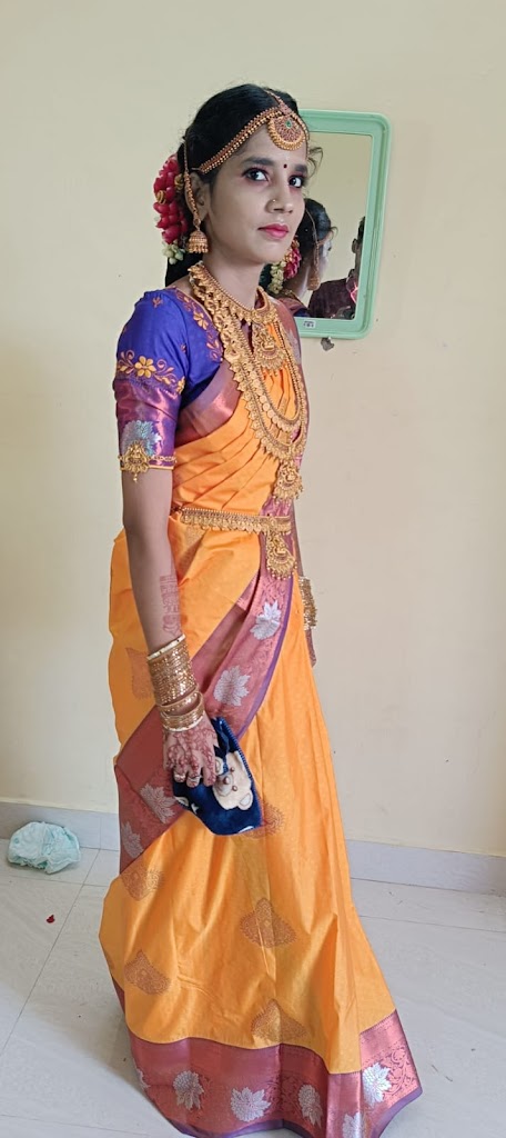 Sandhiya Beauty Care Fashion Designer