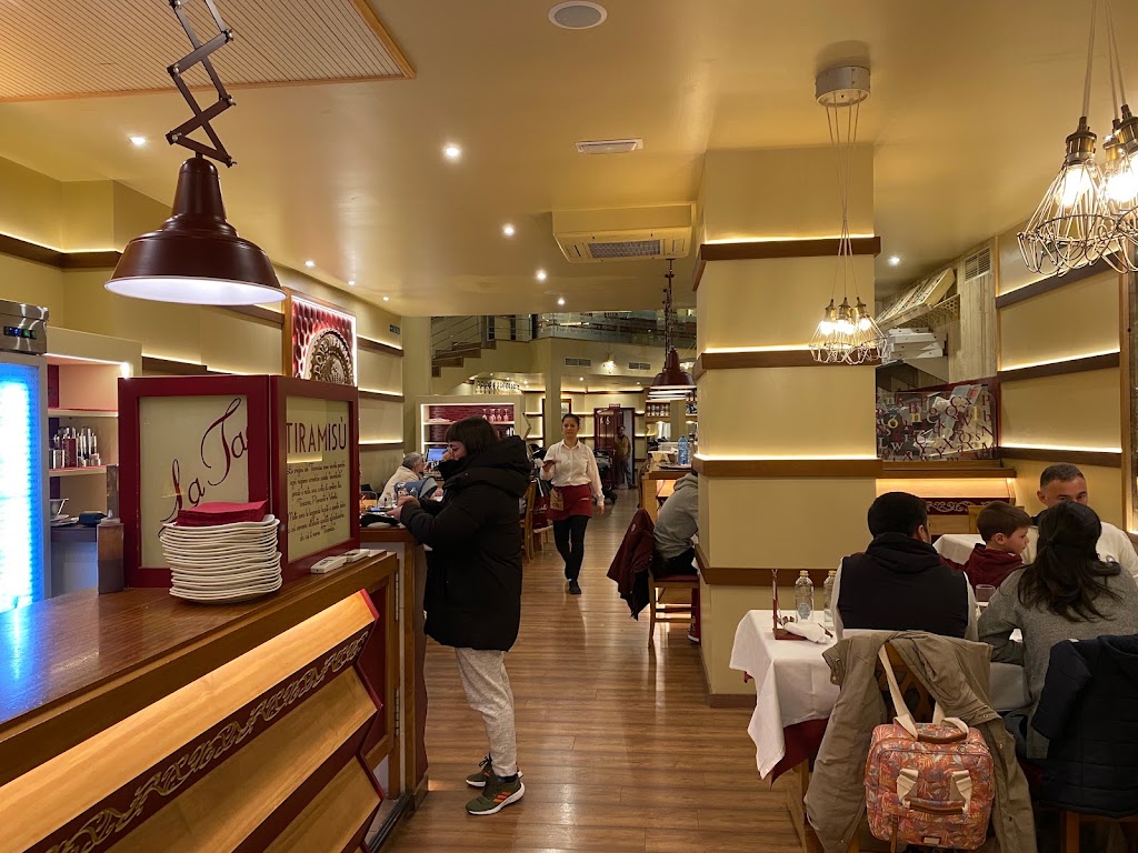 Restaurante La Tagliatella | Pontevedra — Ambiente