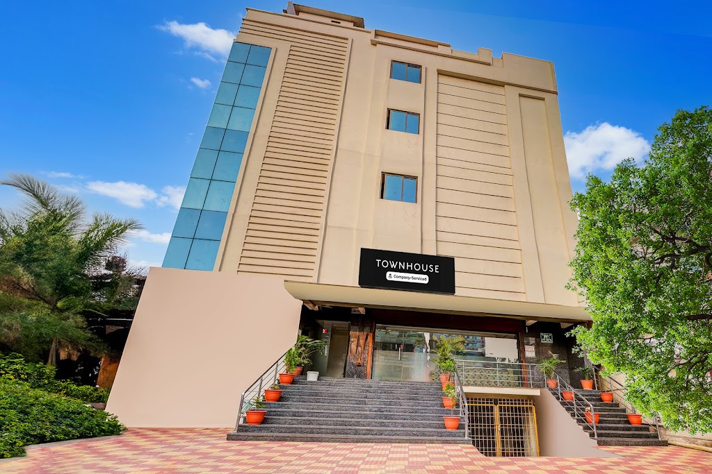 Super Townhouse Gajuwaka Centre