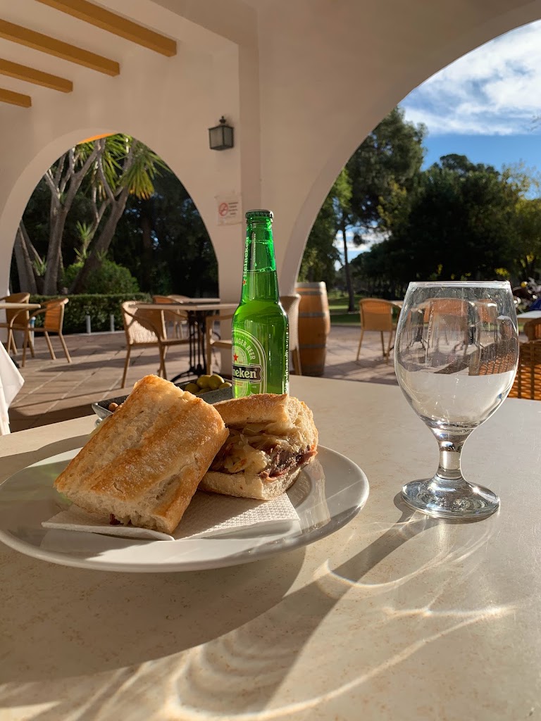 Restaurante real club de golf manises — Comida y bebida