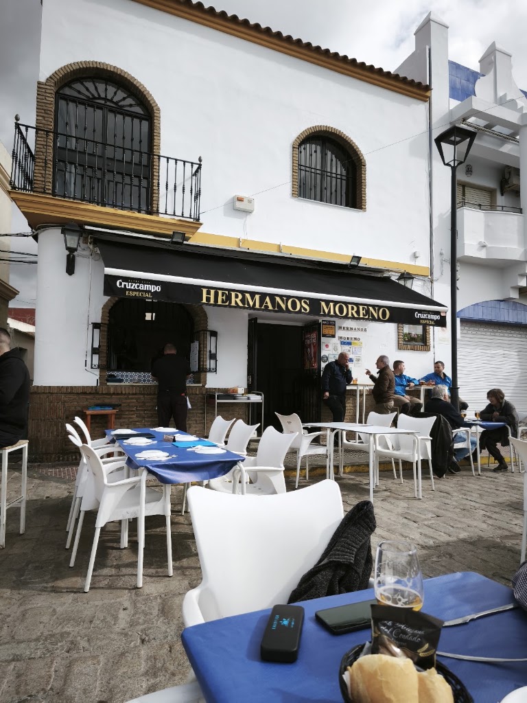Hermanos Moreno Restaurante — Ambiente