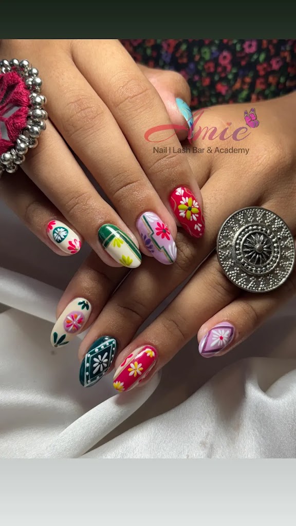 Amie S Nail Lash Bar Academy