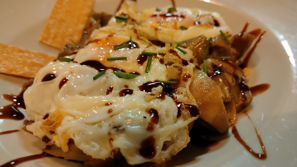 Taperia La Pepa — Comida y bebida