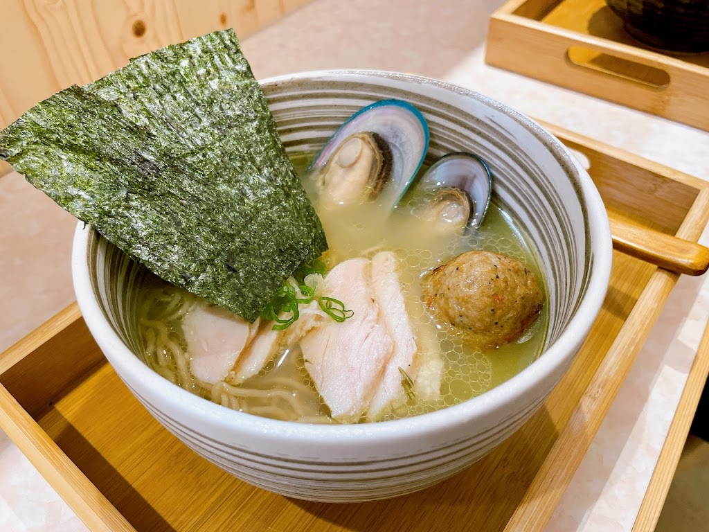 麵家鳥猿-竹北日式拉麵 炸物 小吃 的照片