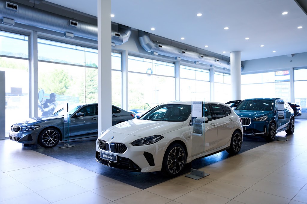BMW Benigar Alcoy - Cocentaina — Interior
