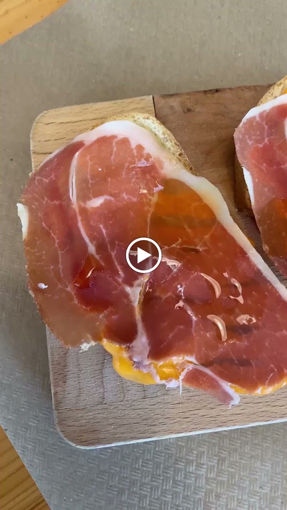 Dolfin Restaurante El Puerto | Restaurante, Bar, Cafeteria en El Puerto de Santa Maria — Videos