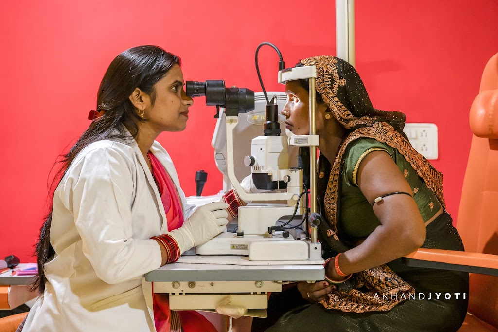 Akhand Jyoti Eye Hospital Bagaha 1