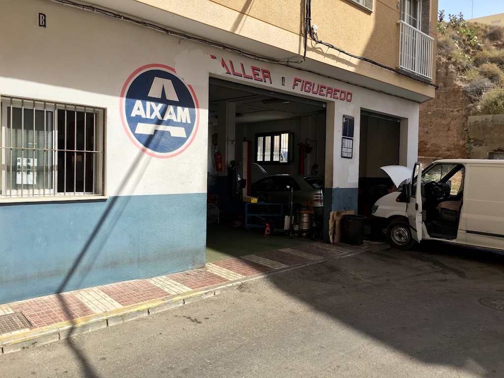 Taller Jose Figueredo — Exterior