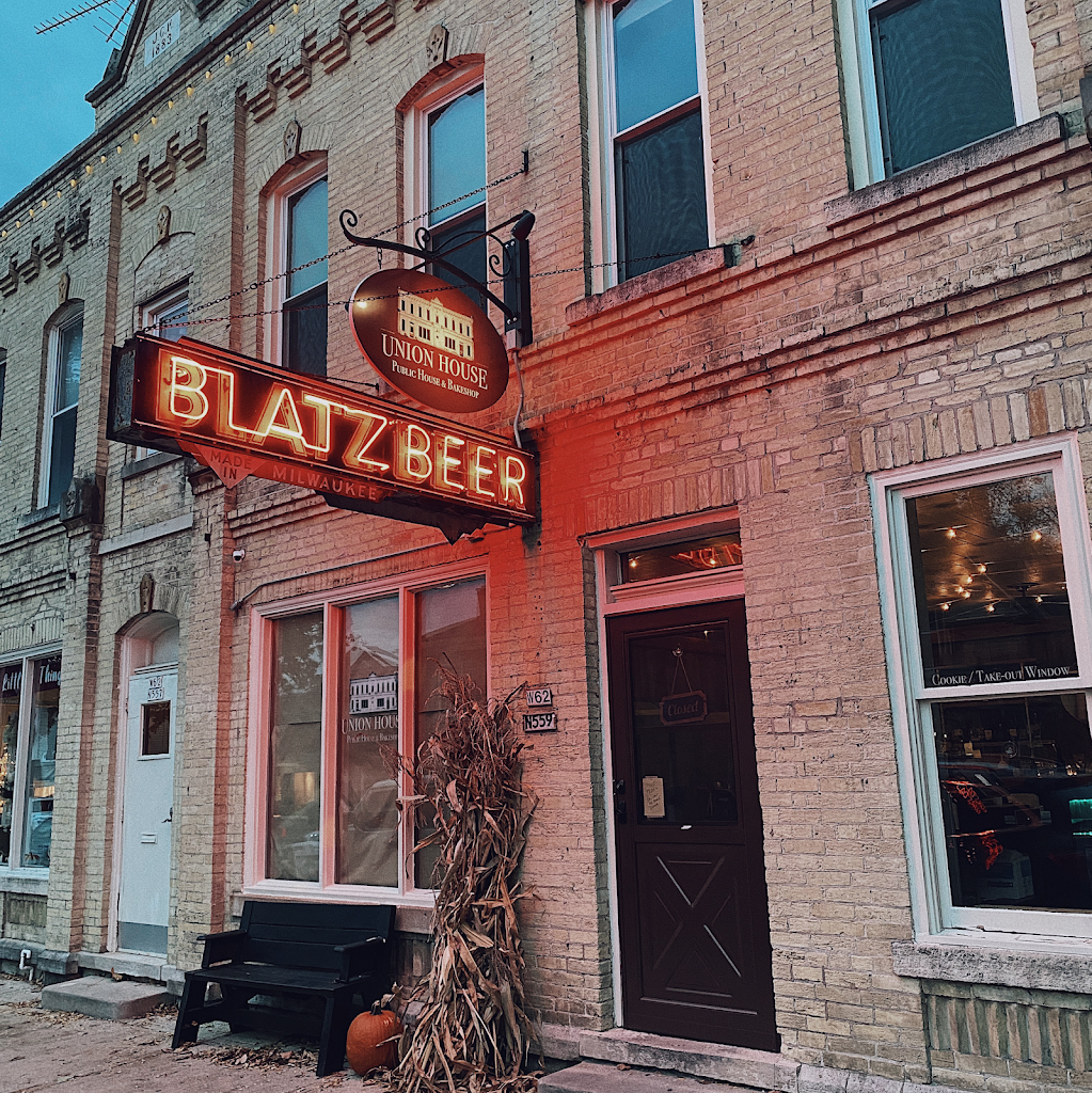  Union House Cedarburg | Restaurant & Bar
