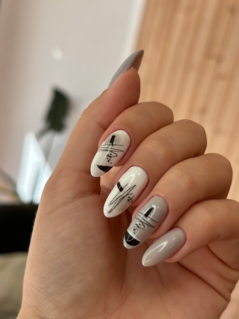 Beauty AV Salon — Manicura