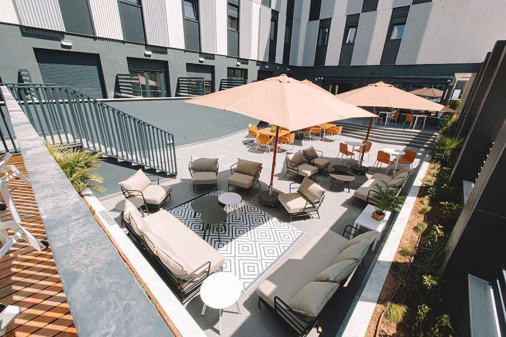 Yugo Granada Salud - Residencia de Estudiantes