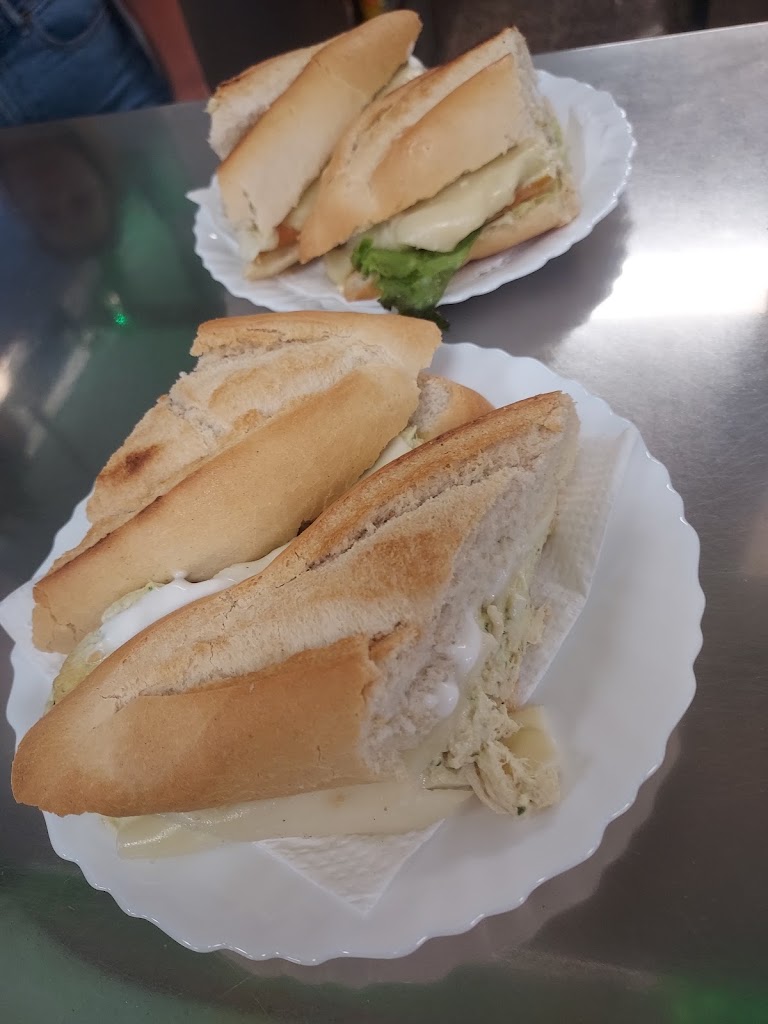 Cafeteria Cepsa EL VOLCAN Arafo,Espana — Del propietario