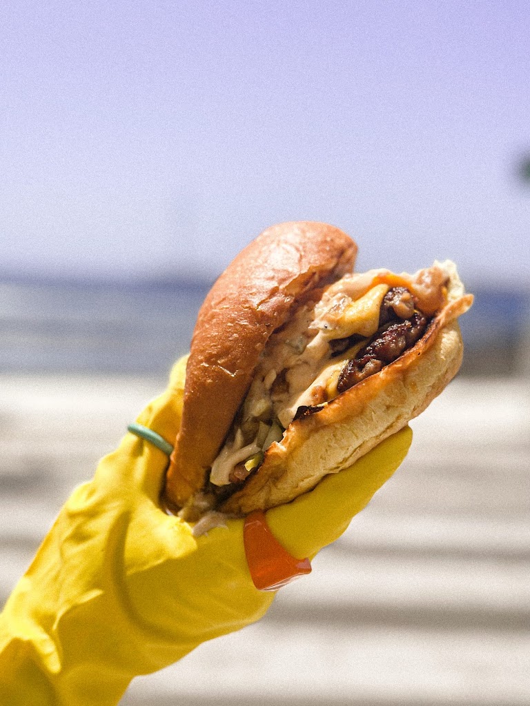 Cheddar Arinaga — Comida y bebida