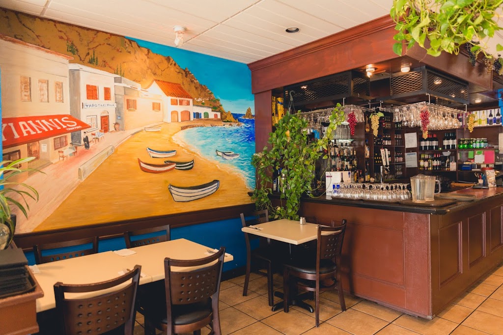 Yiannis Greek Taverna in New-Westminster