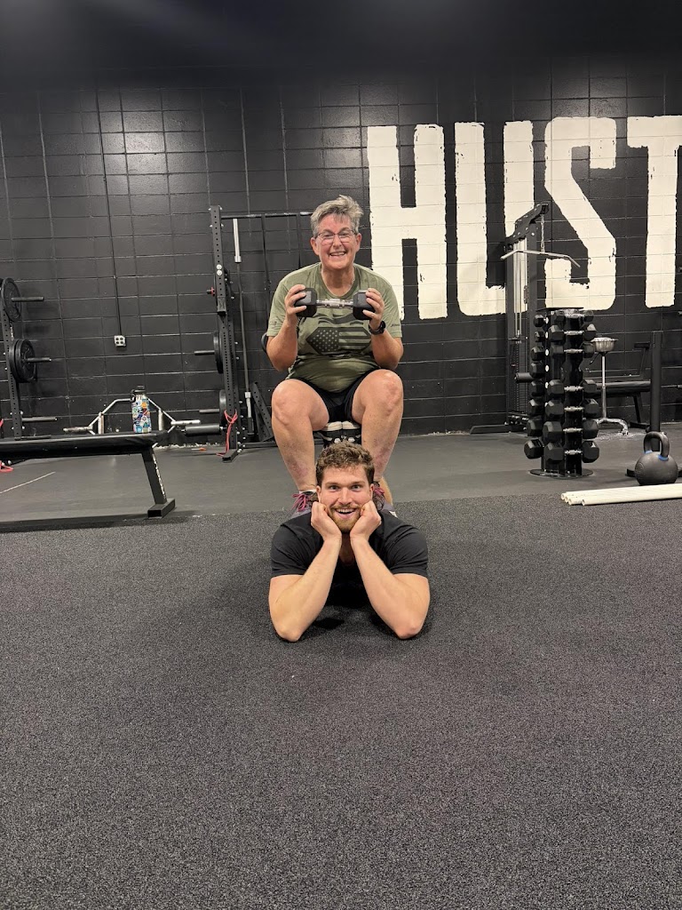  Hustle Strength & Performance - Addison