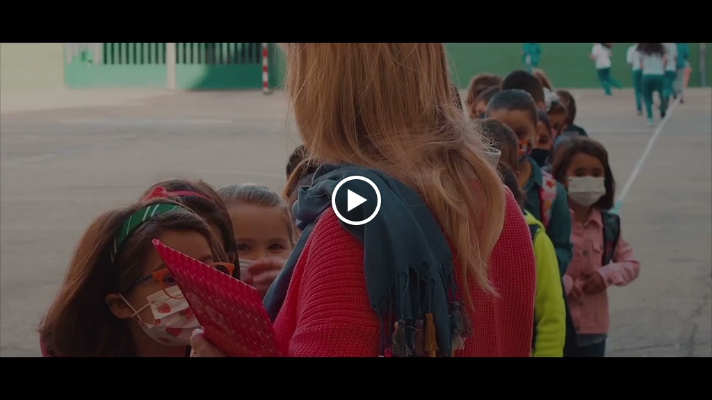 Colegio Parroquial Don Jose Lluch — Videos
