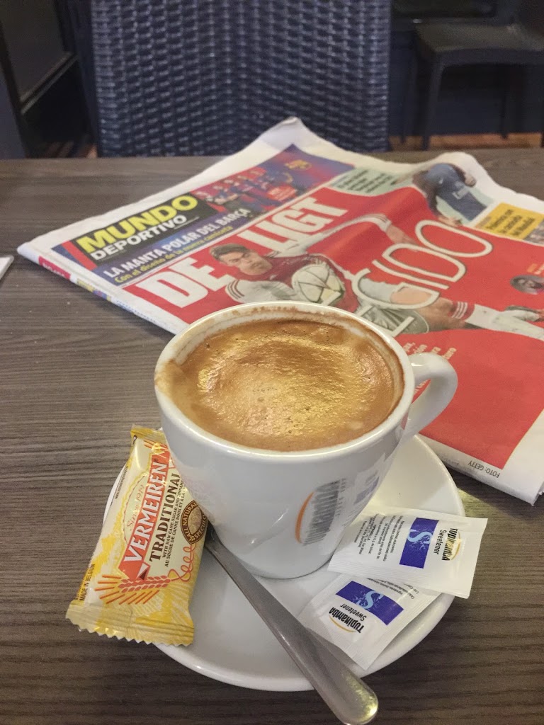 Cafeteria El Trineu — Cafe