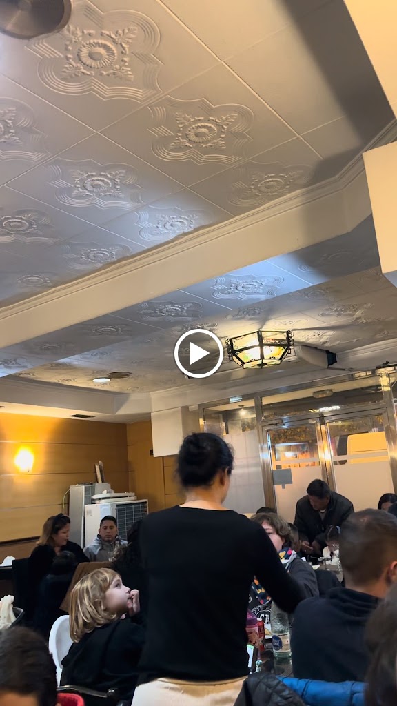 Restaurant Pekin — Videos