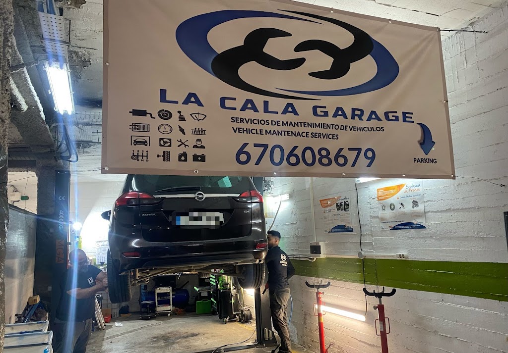 La Cala Garage