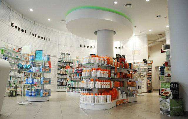 Farmacia Carrera-- 24 horas los 365 dias. — Del propietario