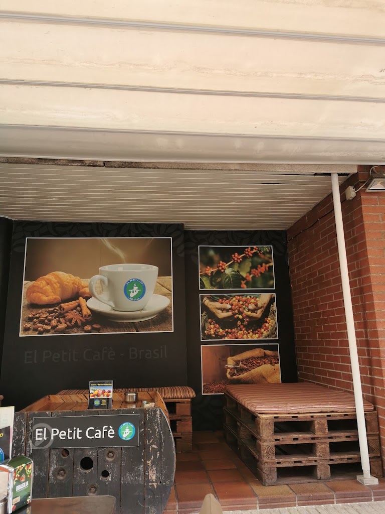 Petit Cafe Brasil — Cafe