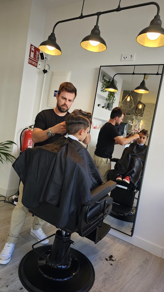 Tati Cristina Beauty Salon — Del propietario