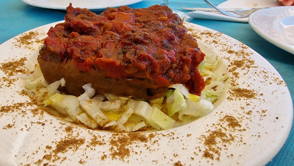 Restaurante Ca Mezquida — Comida y bebida
