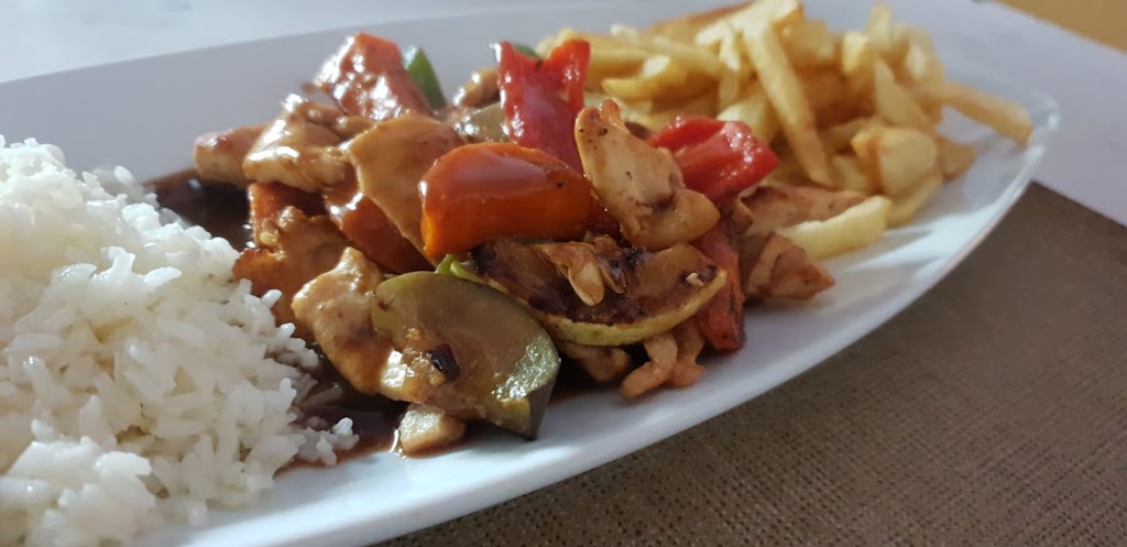 Bar Iris — Comida y bebida