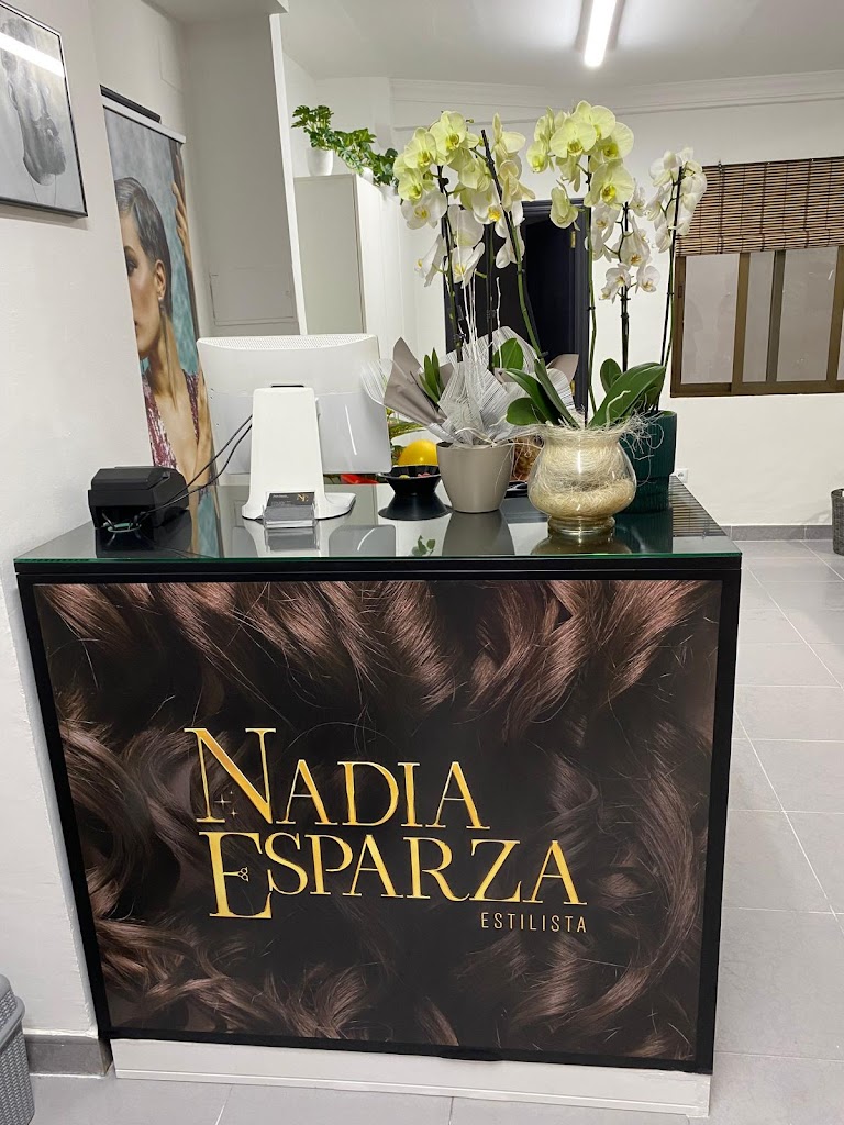 NadiaEsparzaEstilista