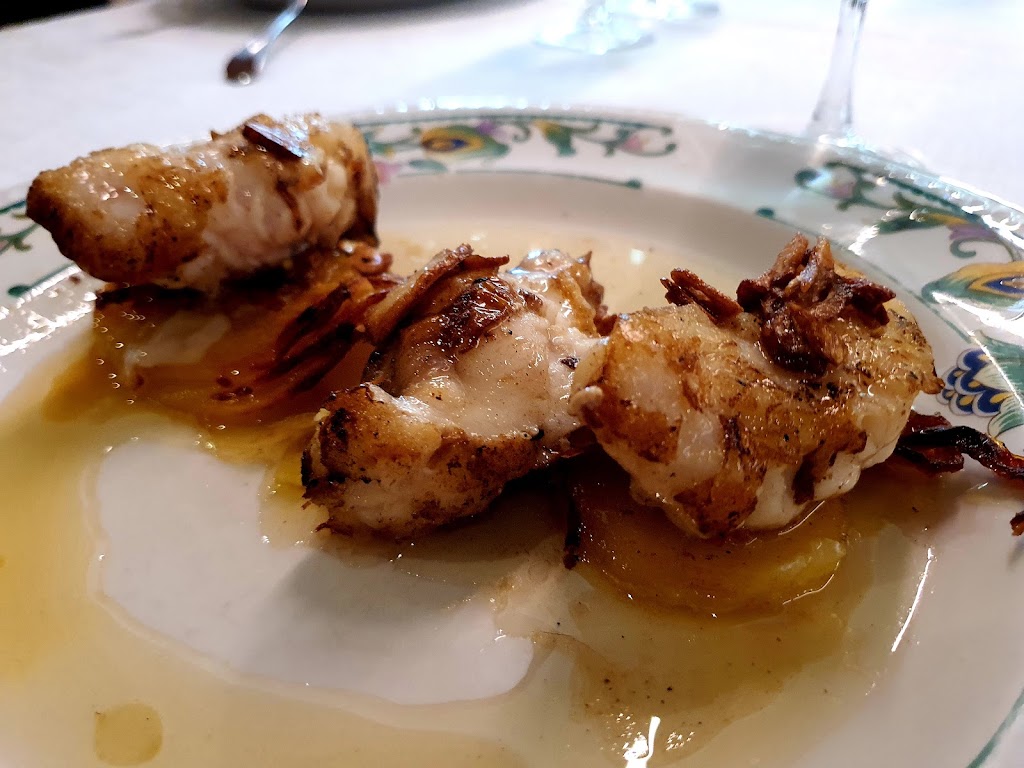 Restaurant Golden — Comida y bebida