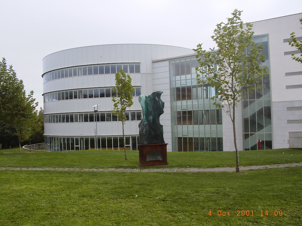 Biblioteca Intercentros - USC