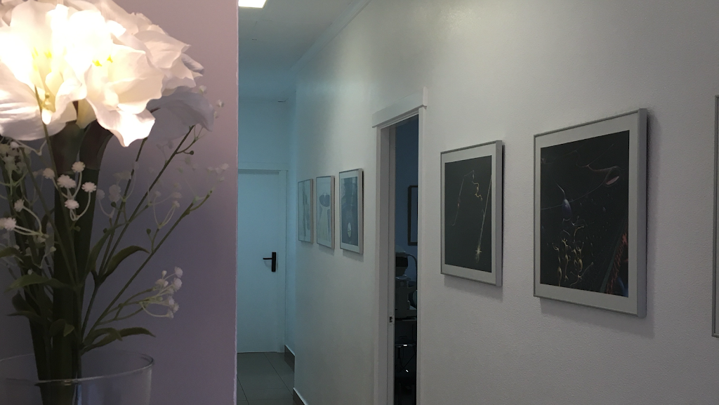 Clinica Virgen de la Salud: Oftalmologia. Centro Reconocimiento de conductores y otras licencias.