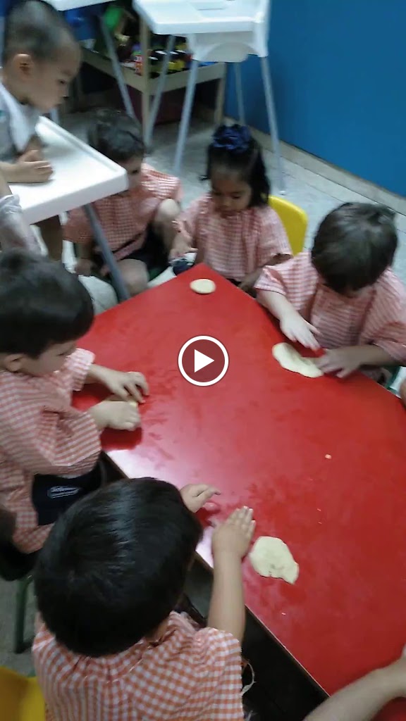 Denenes-Escuela Infantil-guarderias — Videos