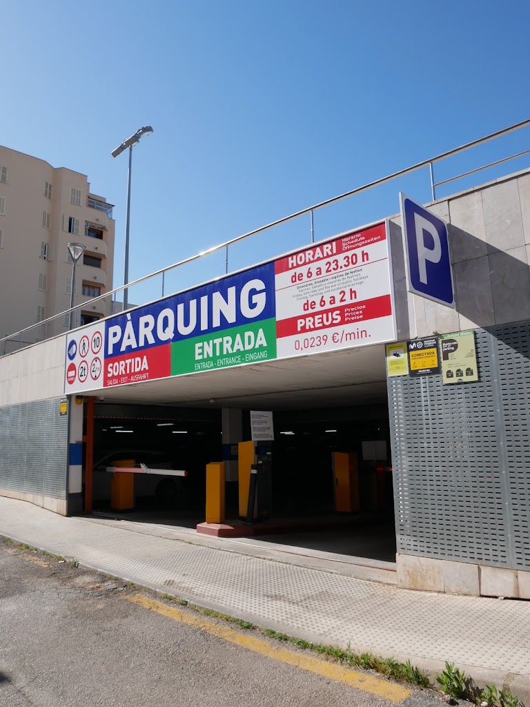 Muvon Carsharing Parking Inca — Exterior