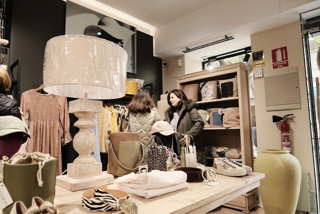 MALUQUIN - Ropa y Complementos